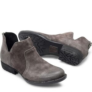 Born Women Kerri Peltro Distressed Leather Heels Boots shoes sz 7.5M